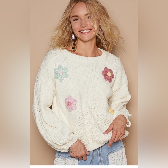 POL Sweaters - New POL Women’s Size Large Floral Knit Sweater